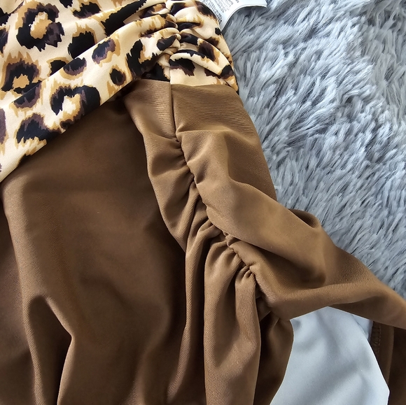 🆕️ Cupshe Animal Print One Piece - Picture 4 of 8
